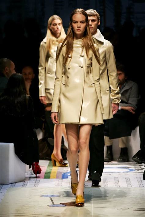 prada pre fall 2010